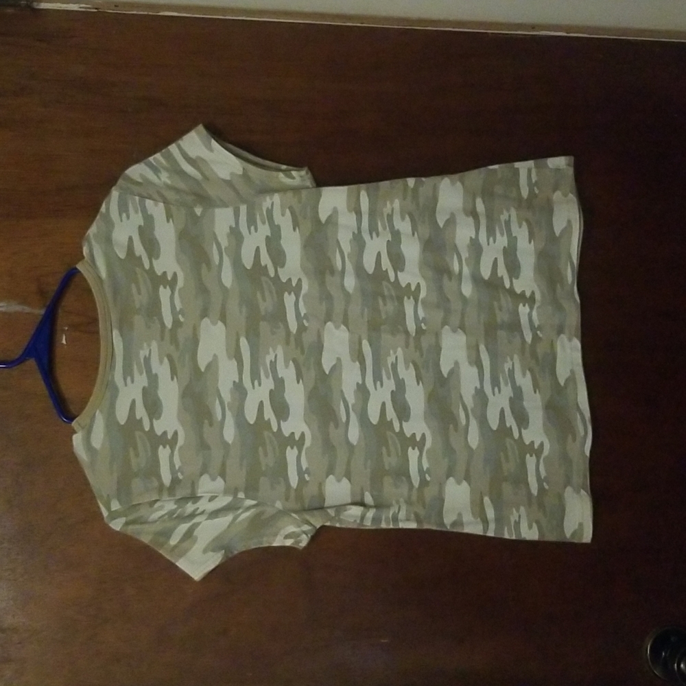 Light camo tshirt - Picture 2 of 2